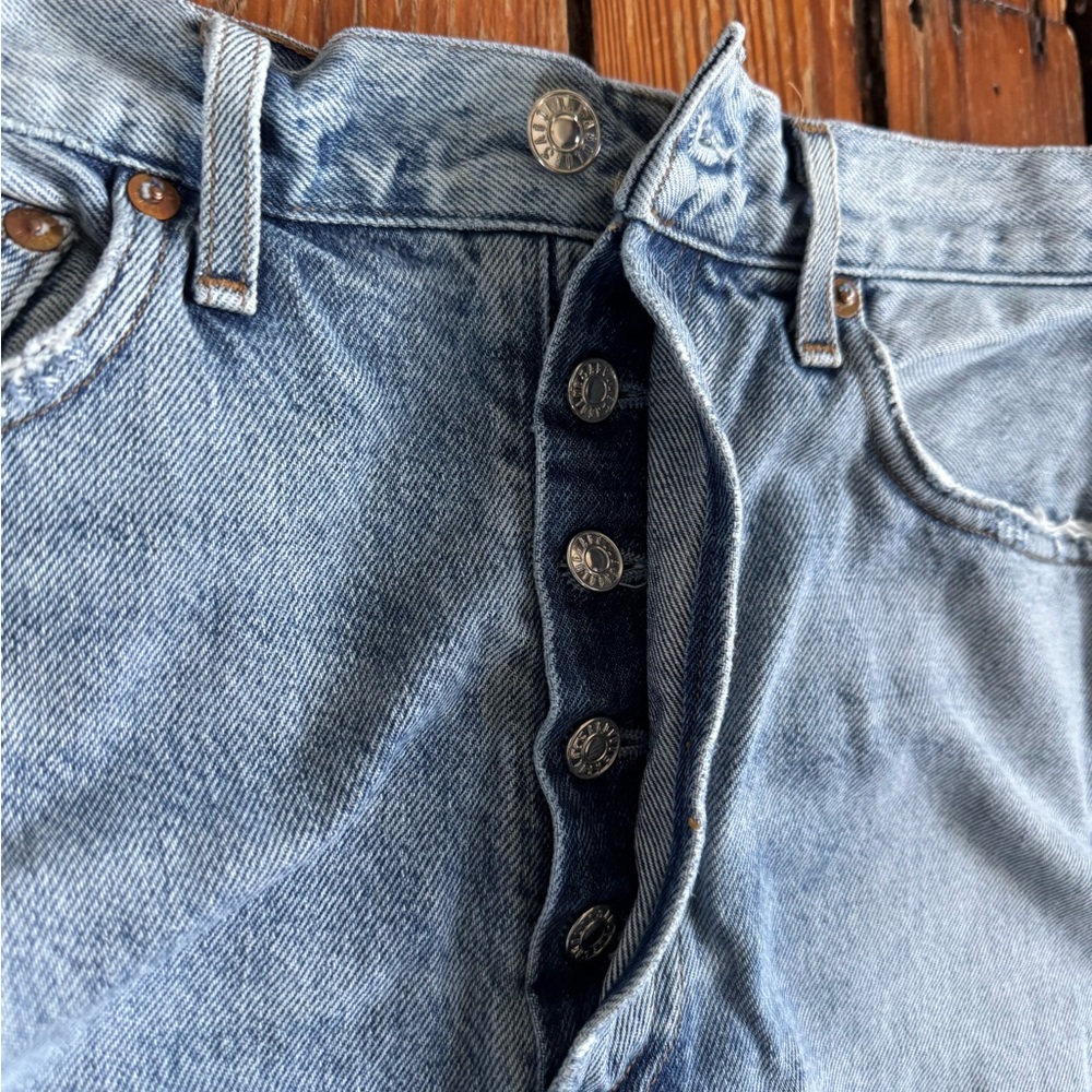 Agolde Riley High Rise Jeans - Blue. - Picture 6 of 10